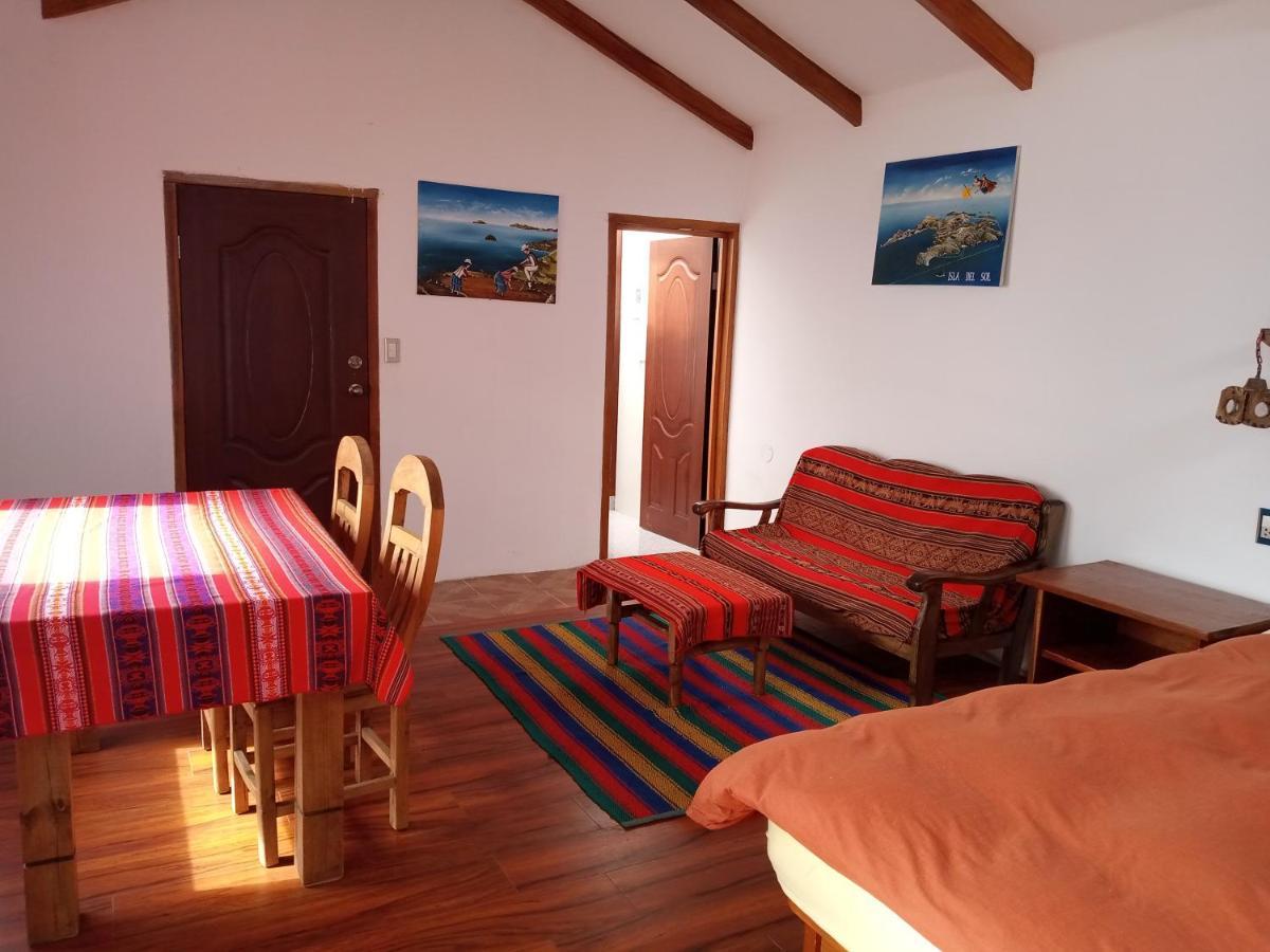 Campo Santo Lodge *