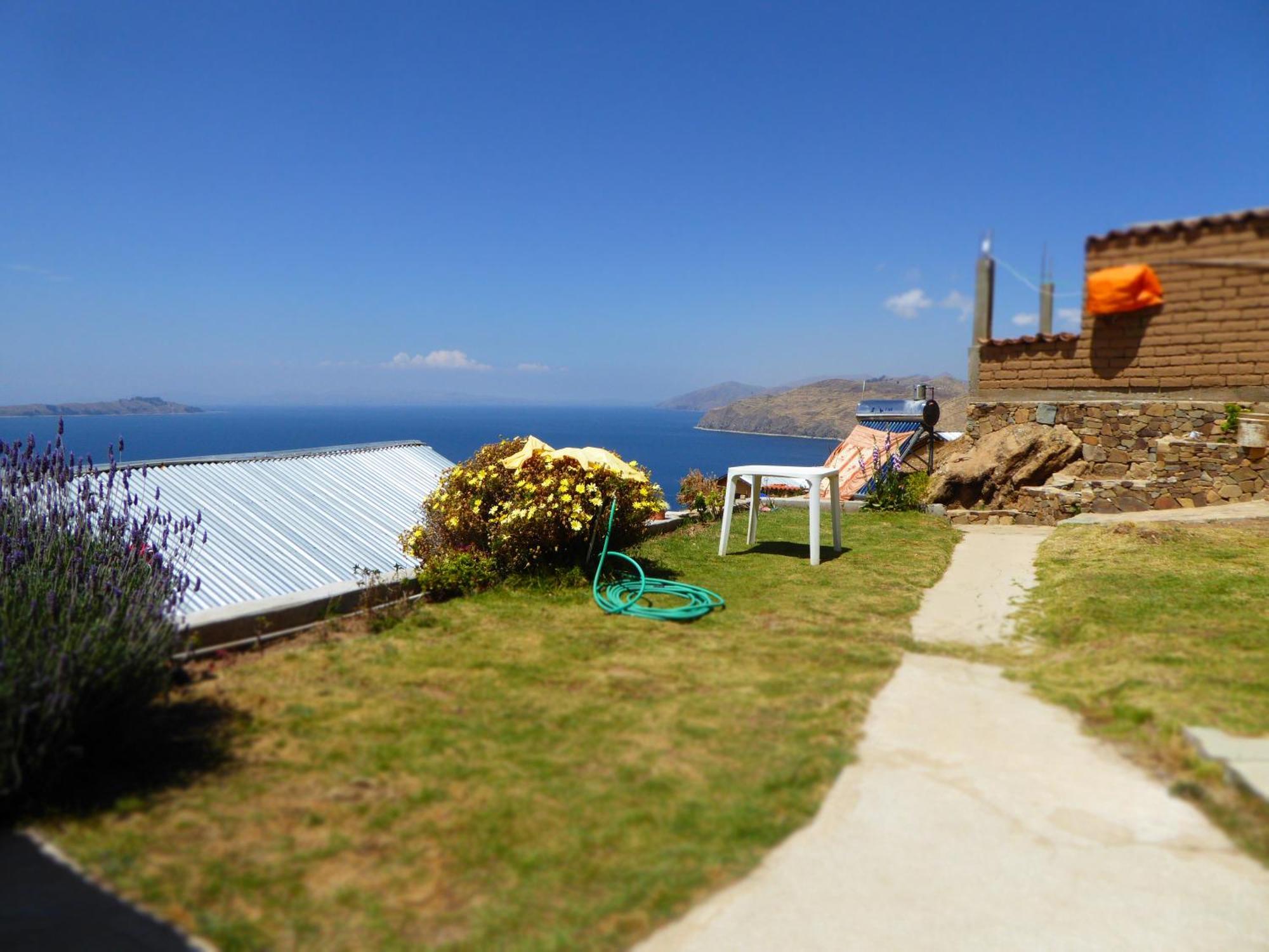 Campo Santo Lodge *